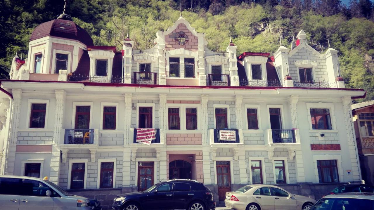 Apartament Giorgi Borzsomi Kültér fotó