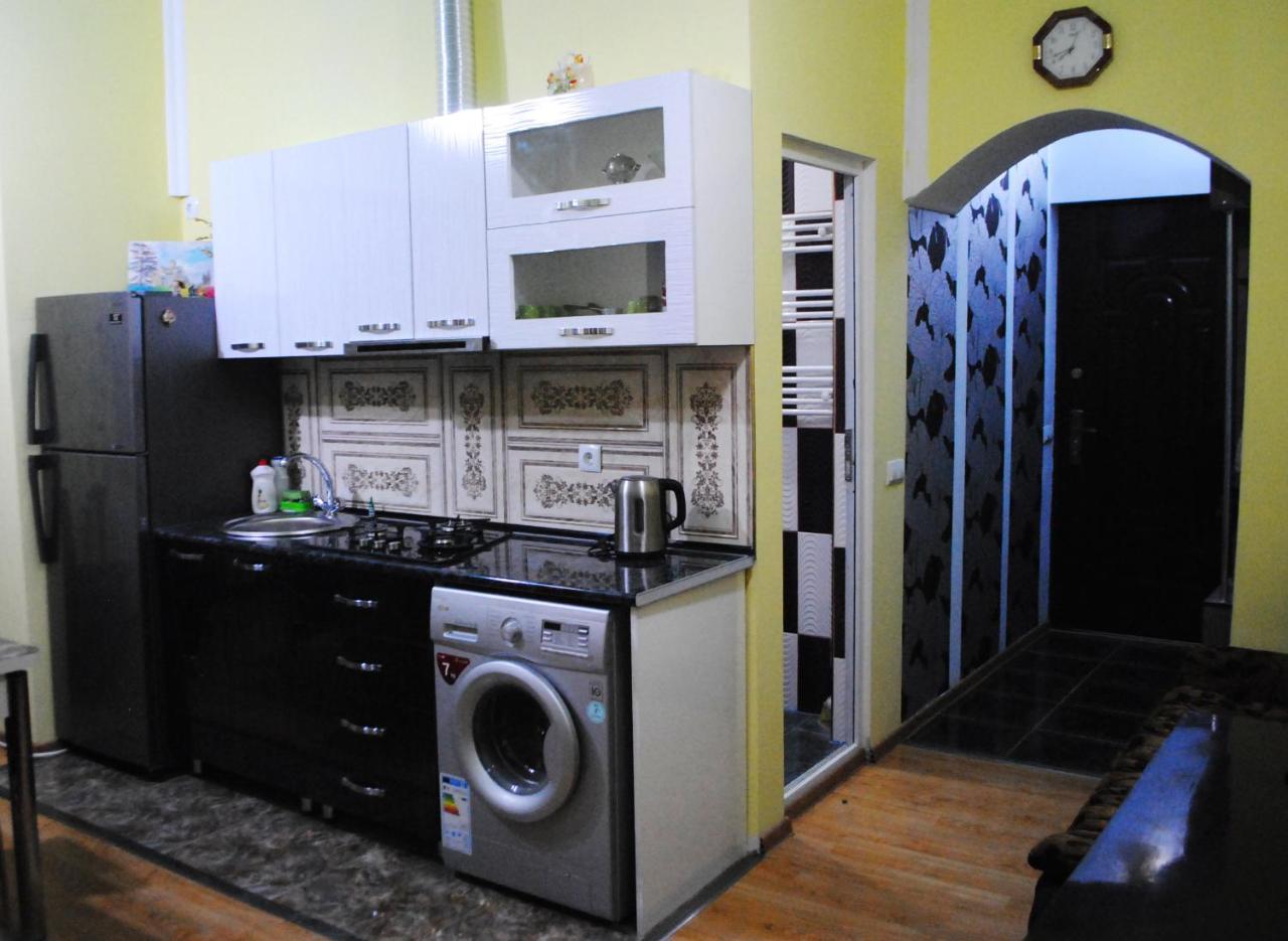 Apartament Giorgi Borzsomi Kültér fotó